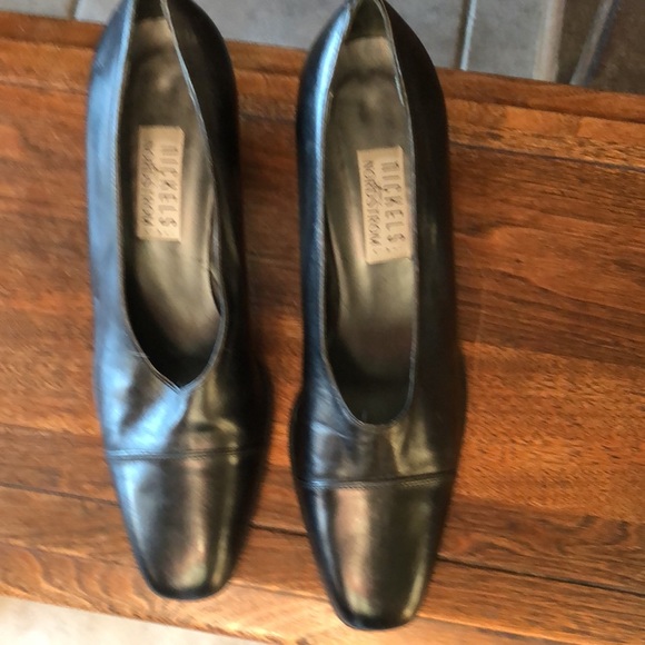 Nickles 2 1/2 in Black Leather Slip on - Picture 2 of 8